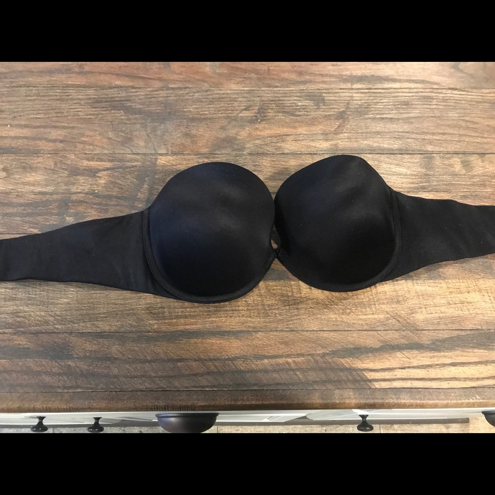 Black Strapless Victoria Secret Bra 38D